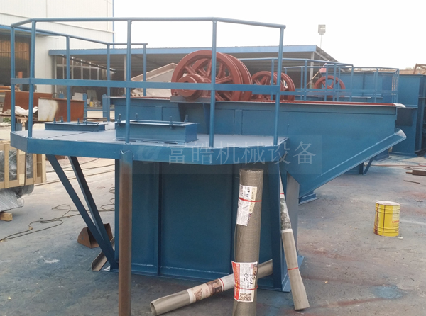 環(huán)鏈斗式提升機(jī)適用于粉狀、粒狀、及小塊狀物料